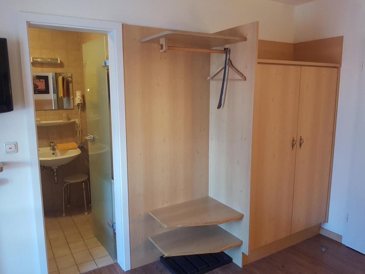 La Locanda Ristorante Pizzeria Garni Ohlstadt Eksteriør billede